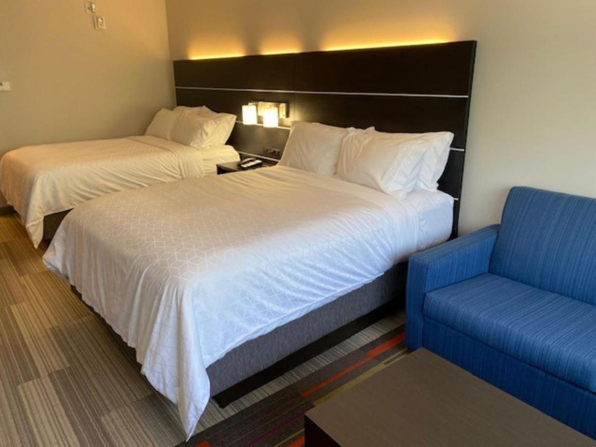 Holiday Inn Express & Suites Warrensburg North By Ihg Екстер'єр фото